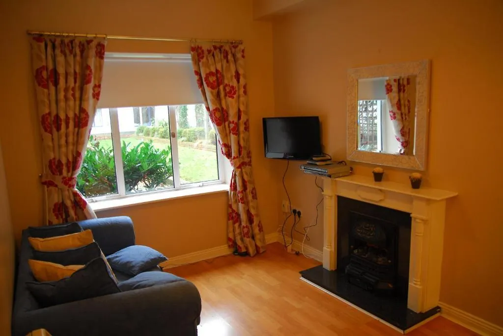 Parnell Apartments Dublin 0*,